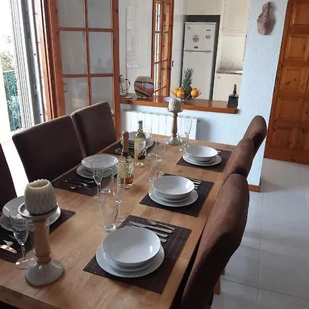 Mediterranean House View To The Sea בקתה קלנג'ה